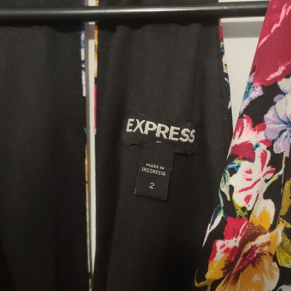 Romper - Picture 2 of 2